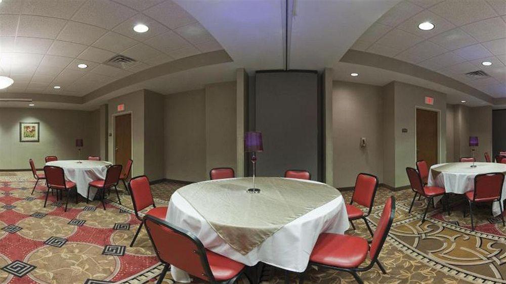 Holiday Inn Carbondale - Conference Center By Ihg Ngoại thất bức ảnh